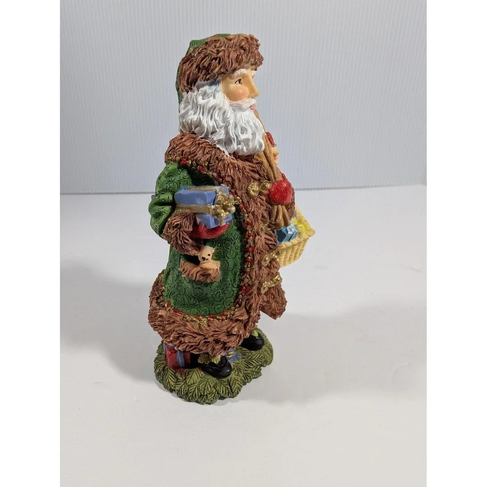 Vintage International Santa Claus Old Nick Belgium 1997 Figurine SC25 W Box